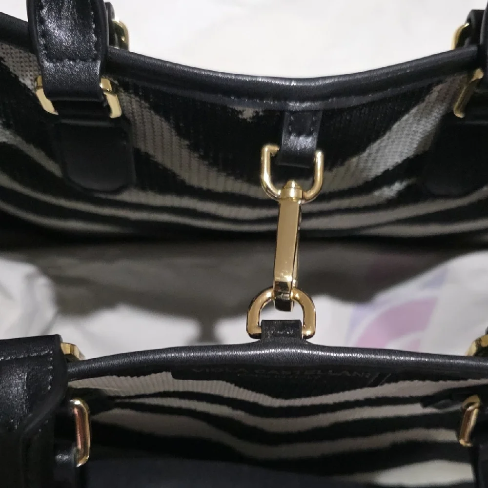 Viola Castellani Stylish‎ Zebra Print Tote Bag
